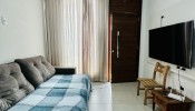 Casa com 2 dormitrios em Zimbros!