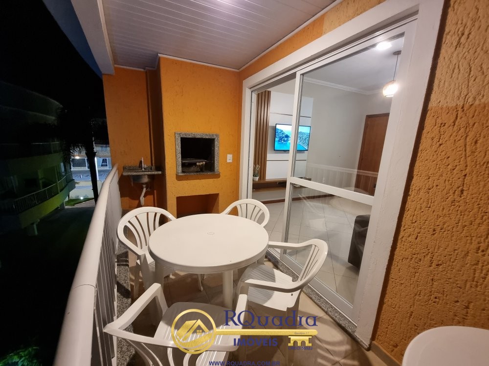 APARTAMENTO 2 DORMITORIOS COM PISCINA COLETIVA