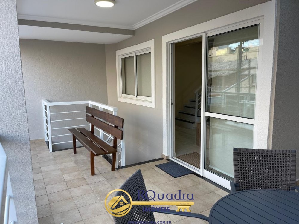 Sobrado Geminado  de 3  Dormitorios