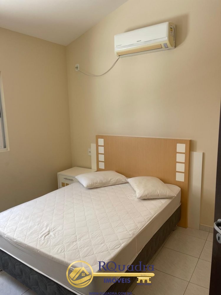 Sobrado Geminado  de 3  Dormitorios