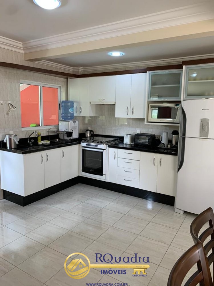 Sobrado Geminado 3 dormitorios