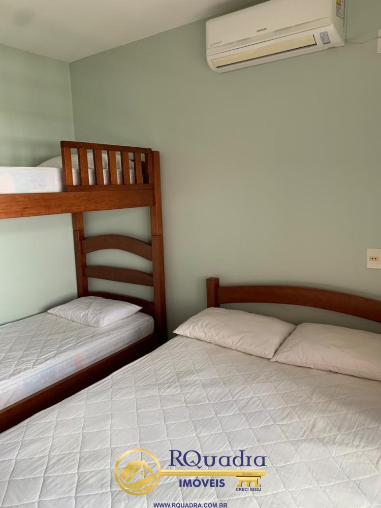 SOBRADO GEMINADO COM 02 DORMITRIOS