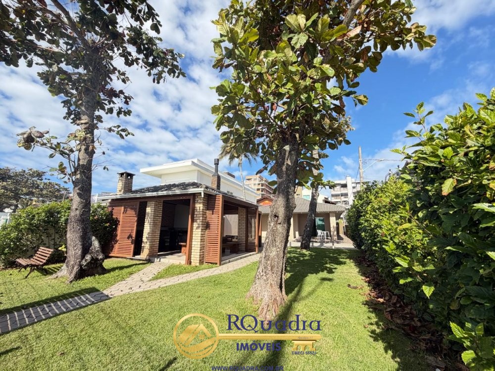CASA FRENTE MAR COM 04 DORMIT�RIOS