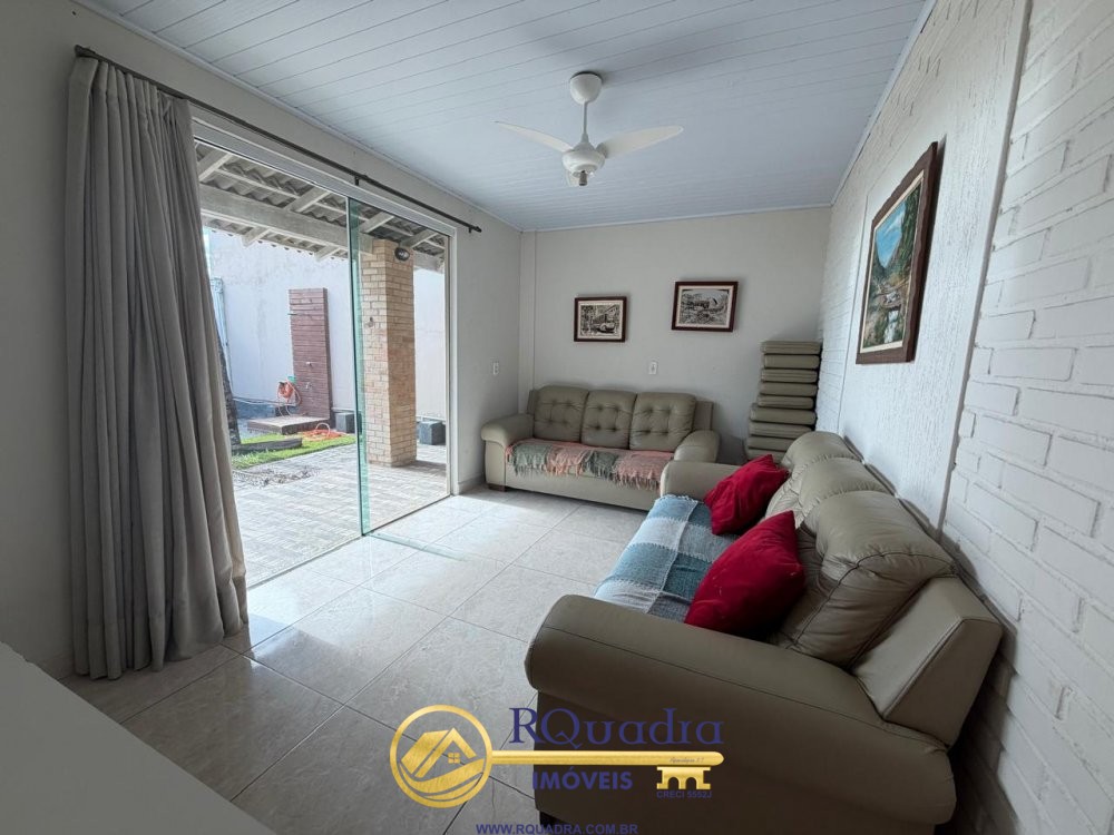 CASA FRENTE MAR COM 04 DORMIT�RIOS