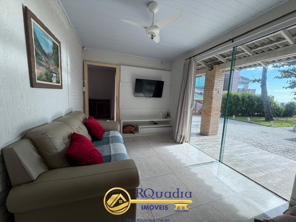 CASA FRENTE MAR COM 04 DORMIT�RIOS