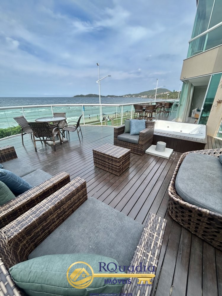 APARTAMENTO FRENTE MAR C/ JACUZZI PRIVATIVA 