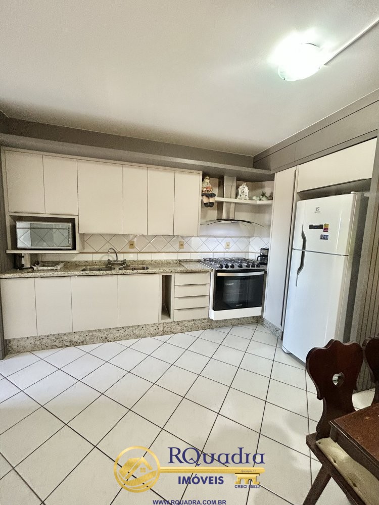 APARTAMENTO 3 DORMITORIOS