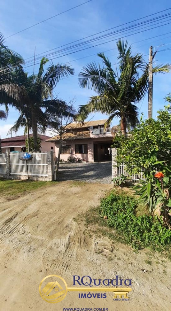 SOBRADO 3 DORMITORIOS