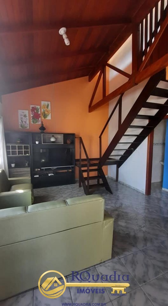 SOBRADO 3 DORMITORIOS