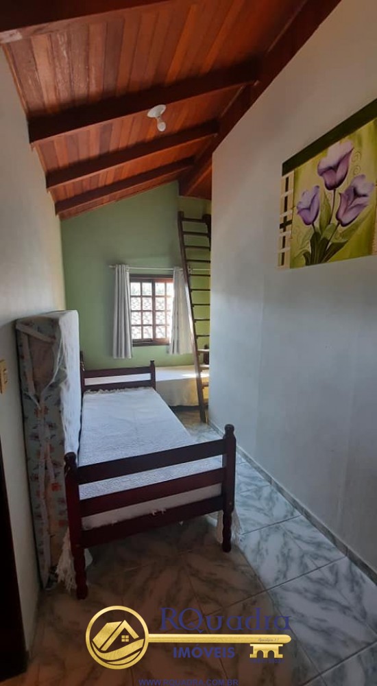 SOBRADO 3 DORMITORIOS