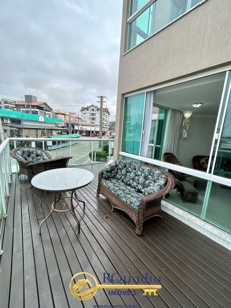 APARTAMENTO 3 DORMITORIOS COM PISCINA COLETIVA