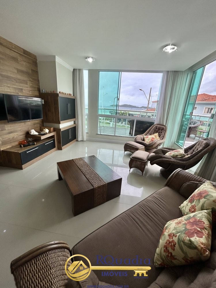 APARTAMENTO 3 DORMITORIOS COM PISCINA COLETIVA