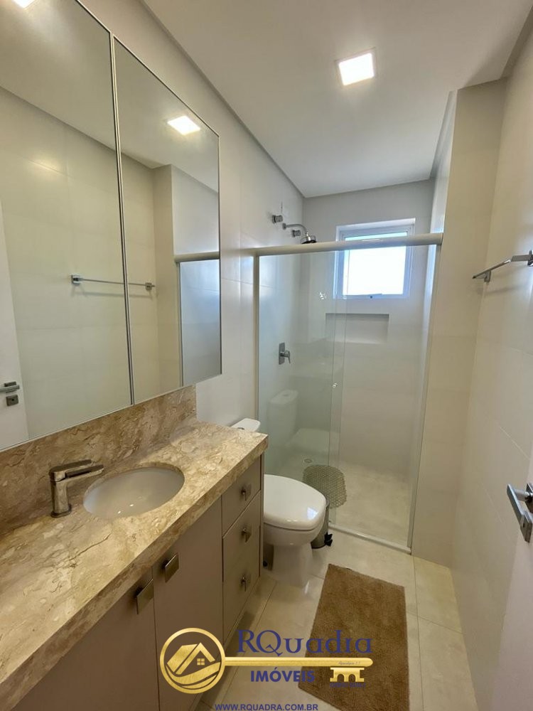 APARTAMENTO DE ALTO PADRO COM 03 DORMITRIOS