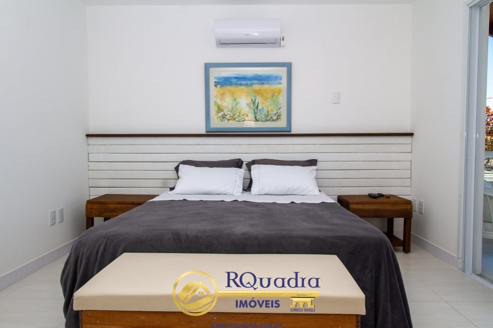 BEL�SSIMA CASA FRENTE AO MAR