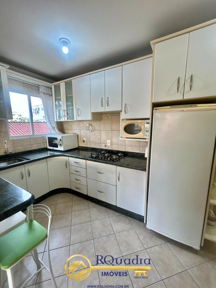 APARTAMENTO 02 DORMITRIOS