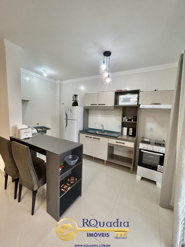 APARTAMENTO COM 02 DORMITRIOS 