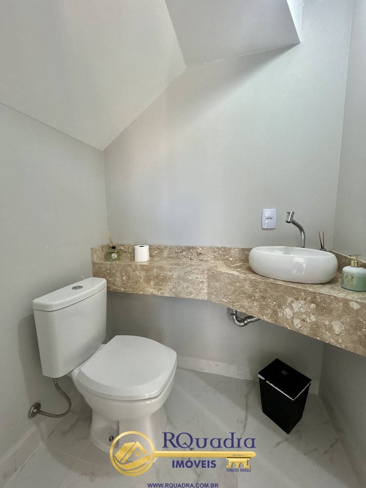 SOBRADO DUPLEX COM 2 SUITES