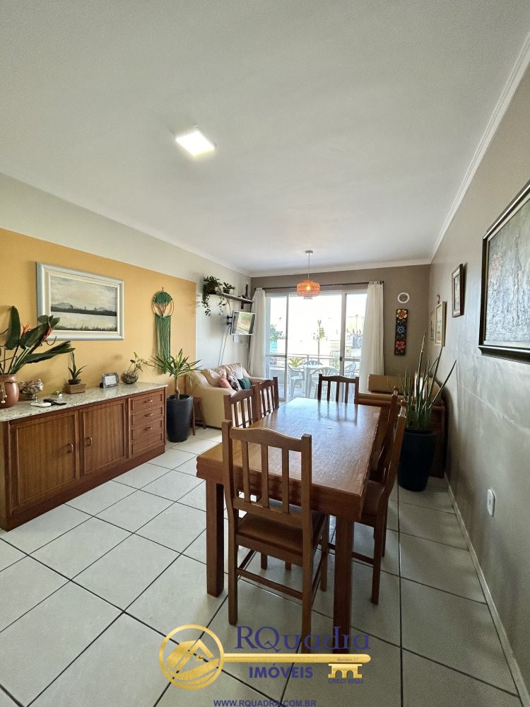 APARTAMENTO 03 DORMITRIOS