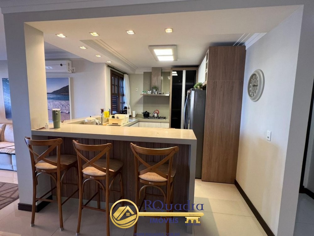 Casa beira mar - 05 Dormitrios