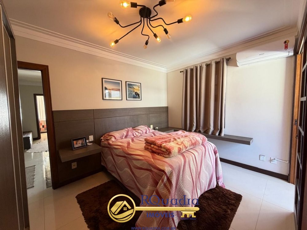 Fabulosa Casa Frente Mar 5 dormit�rios