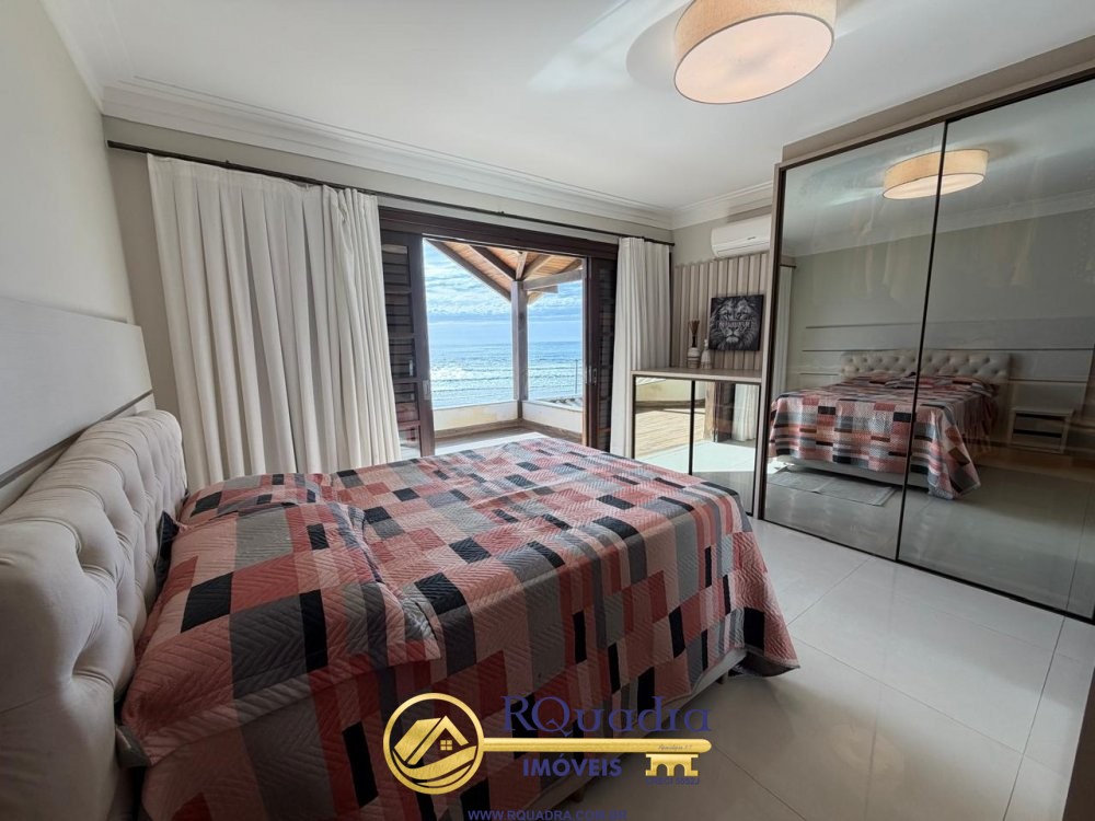 Fabulosa Casa Frente Mar 5 dormit�rios