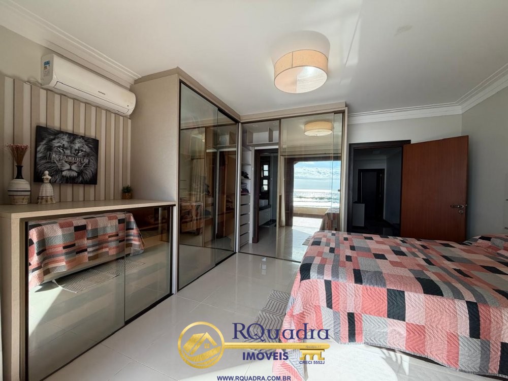 Fabulosa Casa Frente Mar 5 dormit�rios