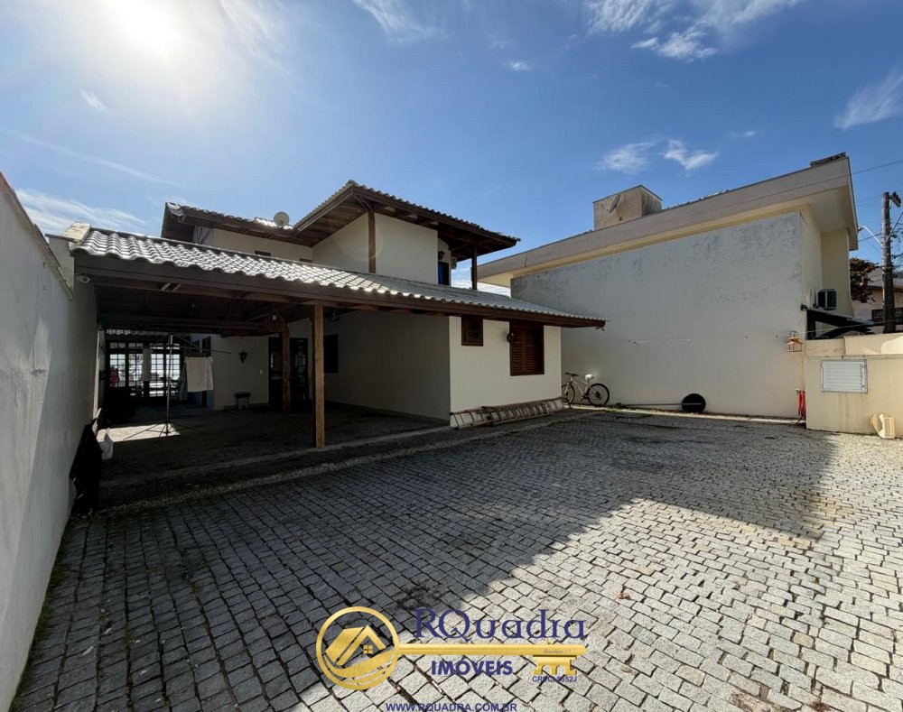 Fabulosa Casa Frente Mar 5 dormit�rios