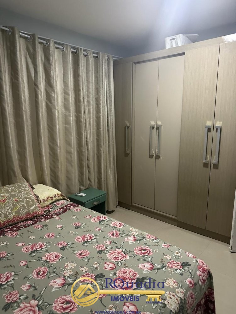 CASA COM 5 SUITES E PISCINA EM ZIMBROS