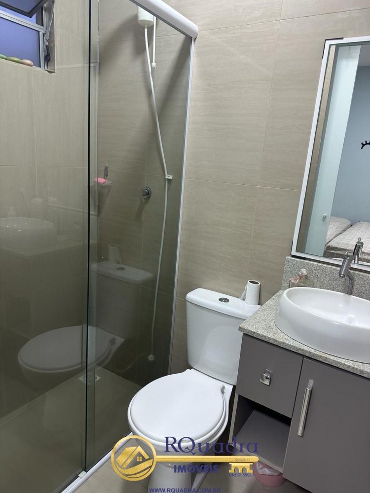 CASA COM 5 SUITES E PISCINA EM ZIMBROS