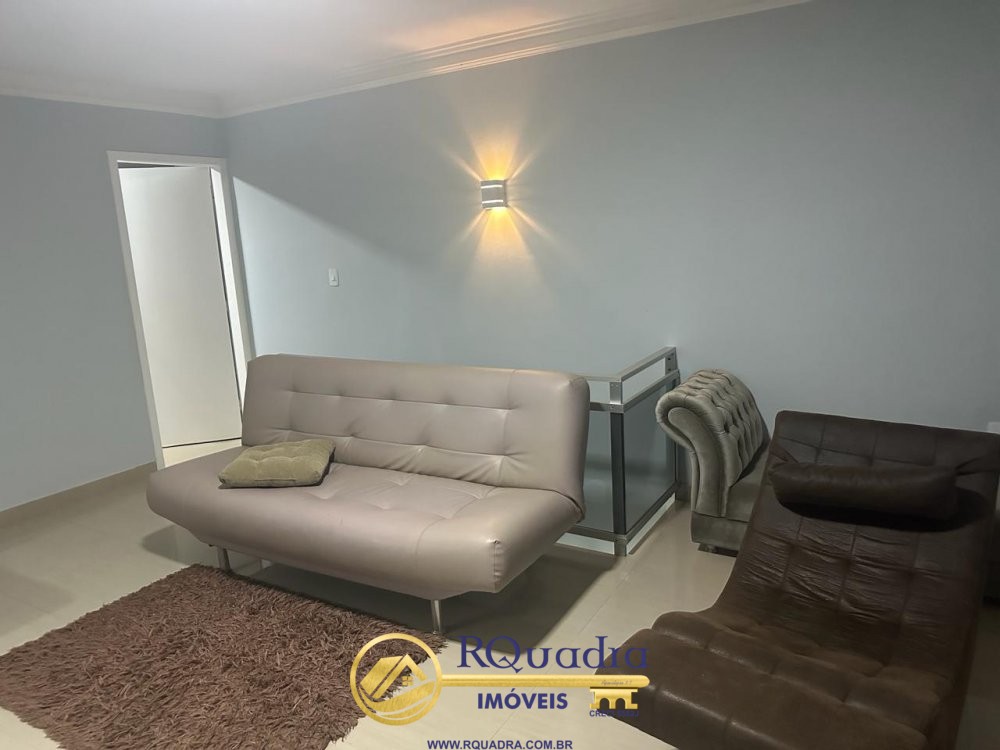 CASA COM 5 SUITES E PISCINA EM ZIMBROS