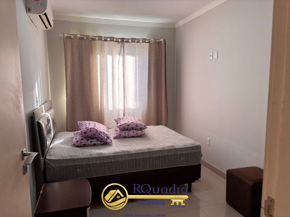 APARTAMENTO 2 QUARTOS EM BOMBAS