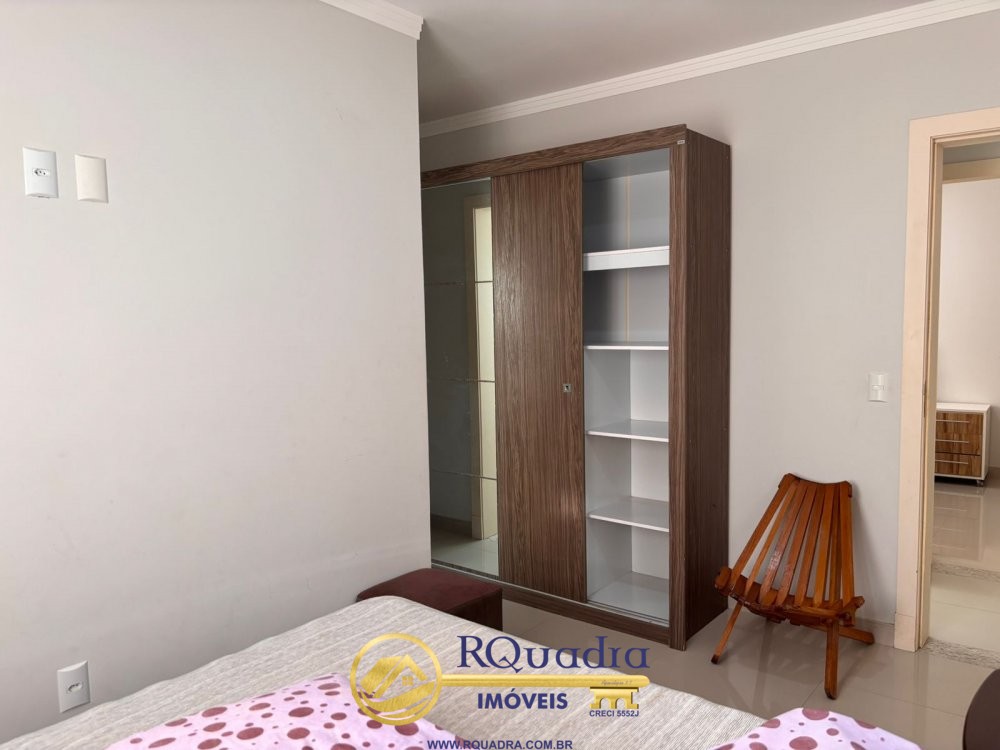 APARTAMENTO 2 QUARTOS EM BOMBAS