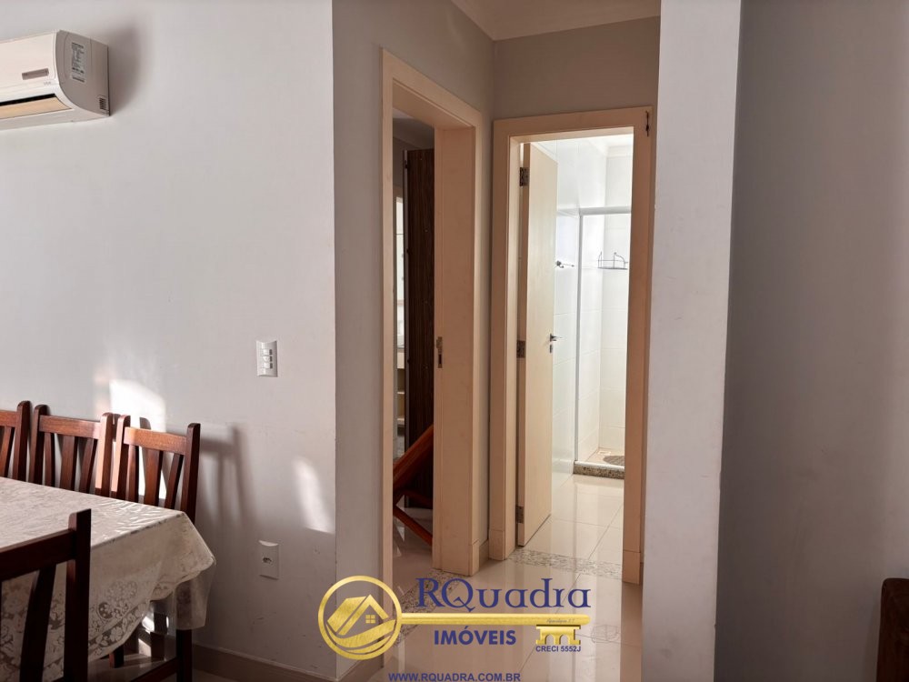 APARTAMENTO 2 QUARTOS EM BOMBAS