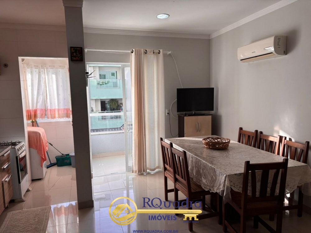 APARTAMENTO 2 QUARTOS EM BOMBAS