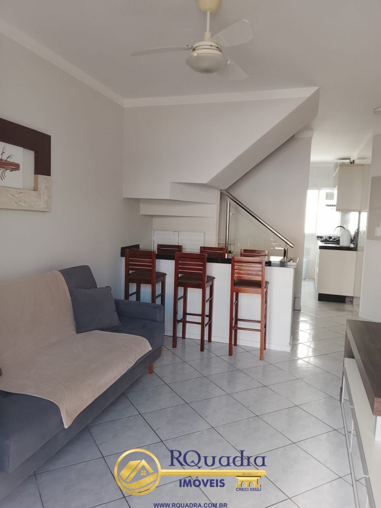 SOBRADO 2 QUARTOS COM PISCINA COMPARTILHADA