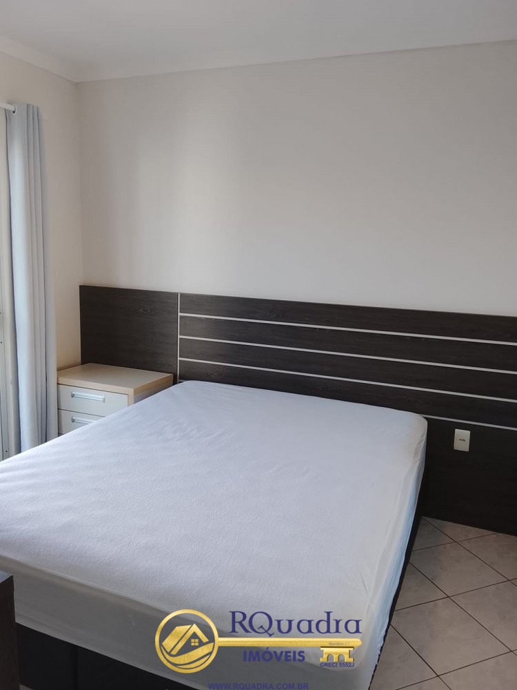 SOBRADO 2 QUARTOS COM PISCINA COMPARTILHADA