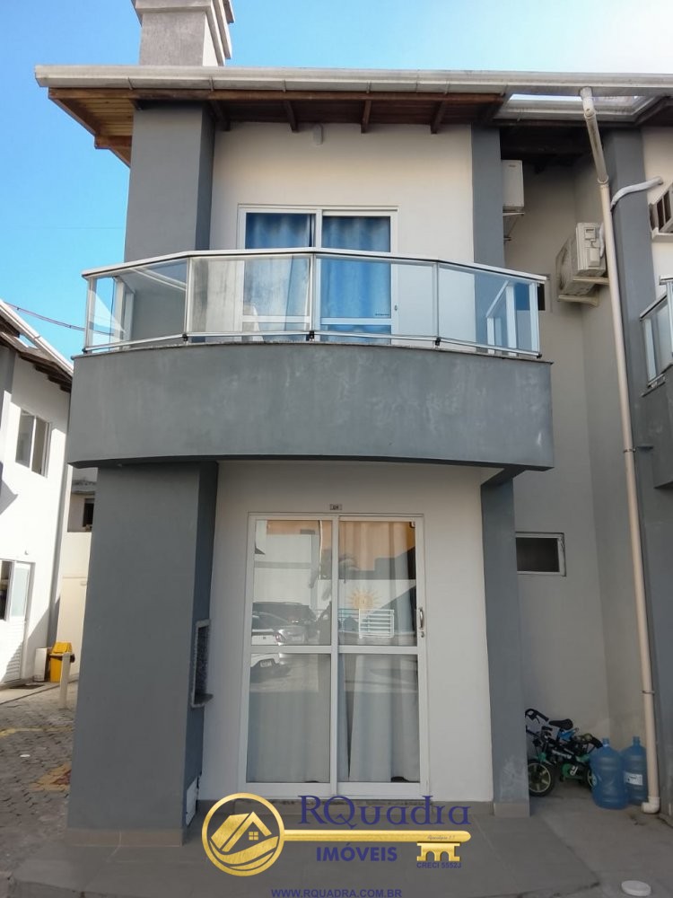 SOBRADO 2 QUARTOS COM PISCINA COMPARTILHADA