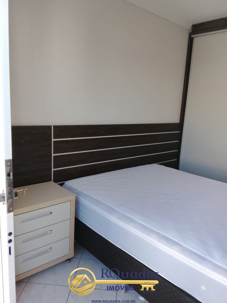 SOBRADO 2 QUARTOS COM PISCINA COMPARTILHADA