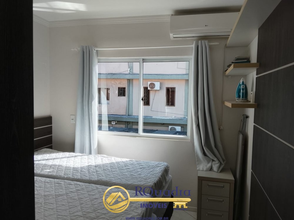 SOBRADO 2 QUARTOS COM PISCINA COMPARTILHADA