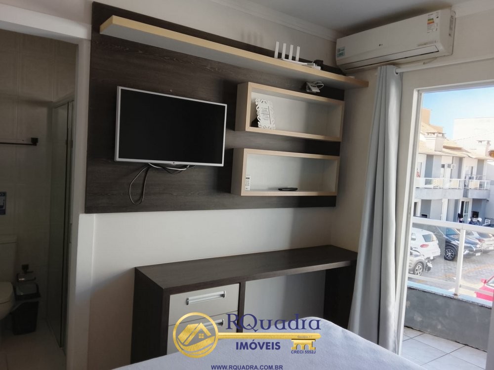 SOBRADO 2 QUARTOS COM PISCINA COMPARTILHADA