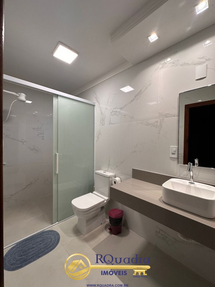 Sobrado 4 su�tes com piscina 
