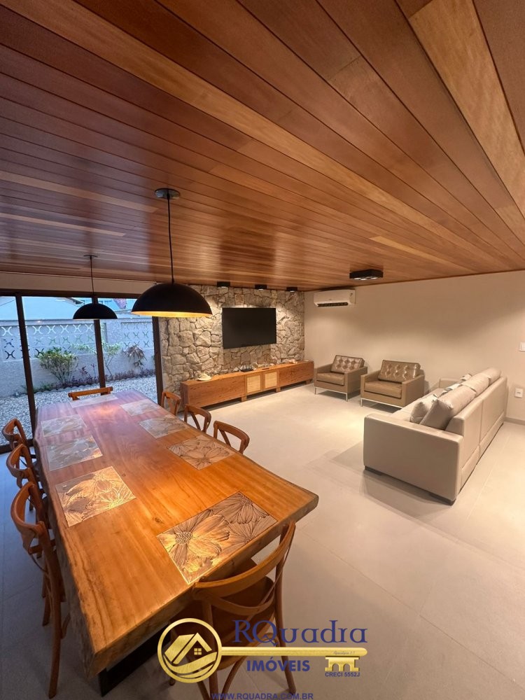 Sobrado 4 su�tes com piscina 