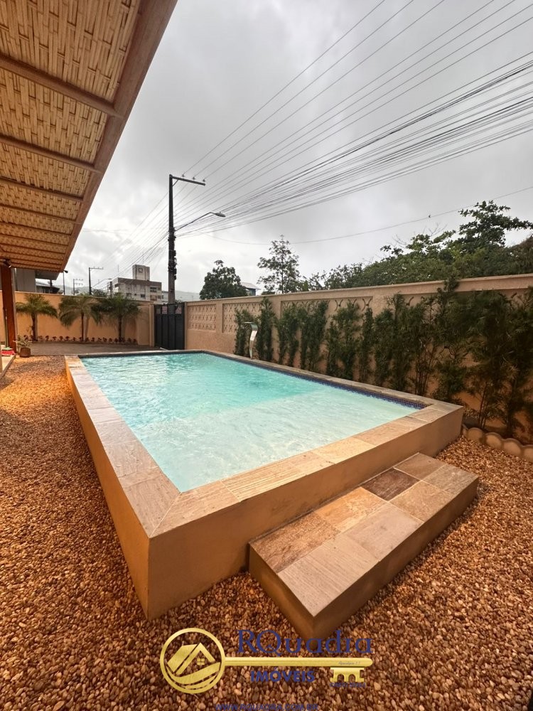 Sobrado 4 su�tes com piscina 