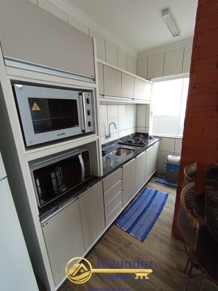 APARTAMENTO 2 QUARTOS PARA 5 PESSOAS EM BOMBAS