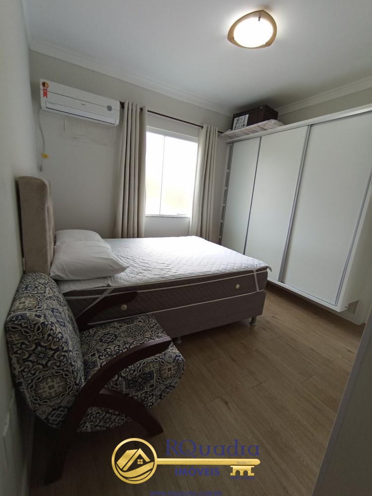 APARTAMENTO 2 QUARTOS PARA 5 PESSOAS EM BOMBAS