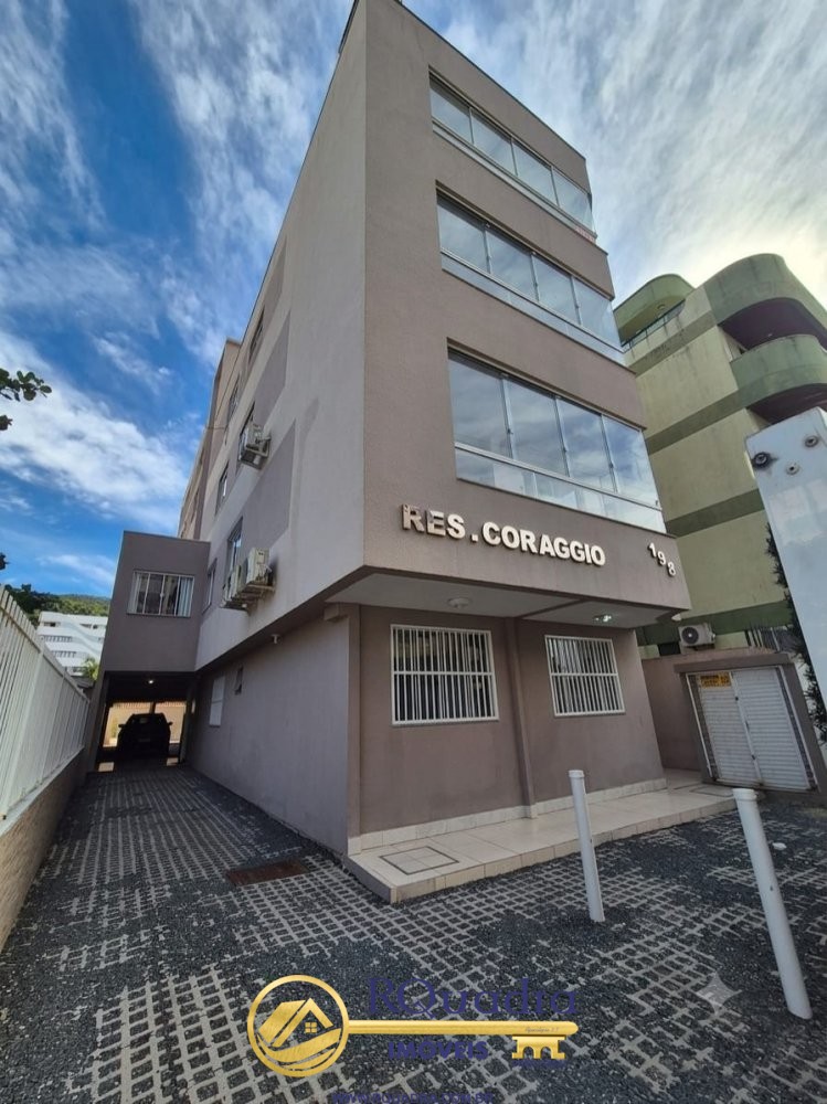 APARTAMENTO 2 DORMITORIOS TERREO