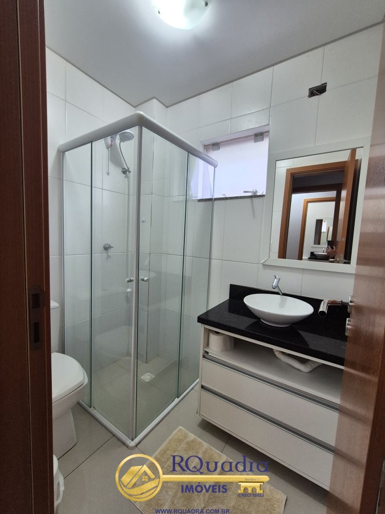 APARTAMENTO 2 DORMITORIOS TERREO