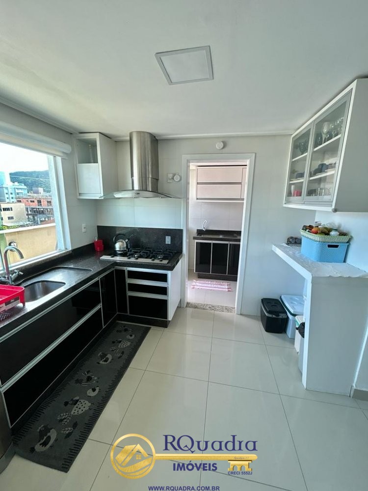 COBERTURA C/ 03 SUITES E PISCINA PRIVATIVA 