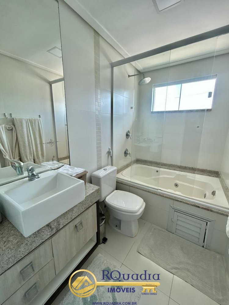 COBERTURA C/ 03 SUITES E PISCINA PRIVATIVA 